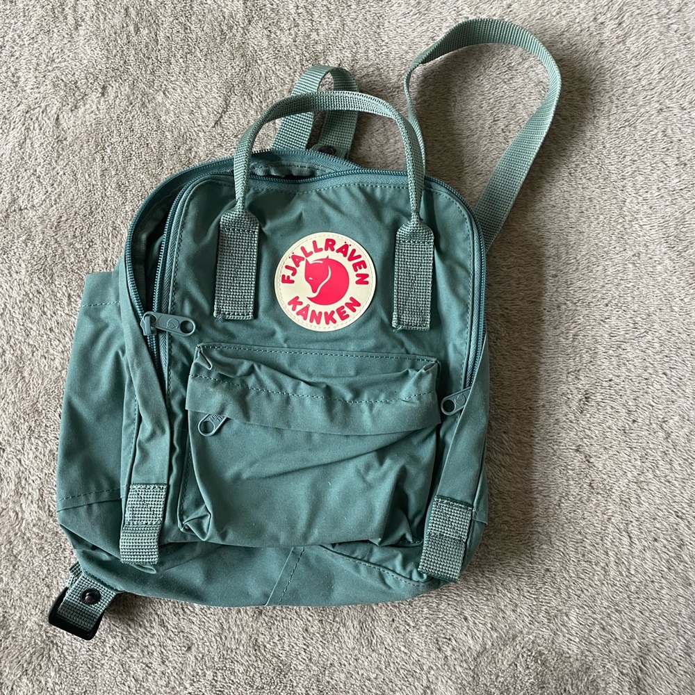 Kånken Green Backpack